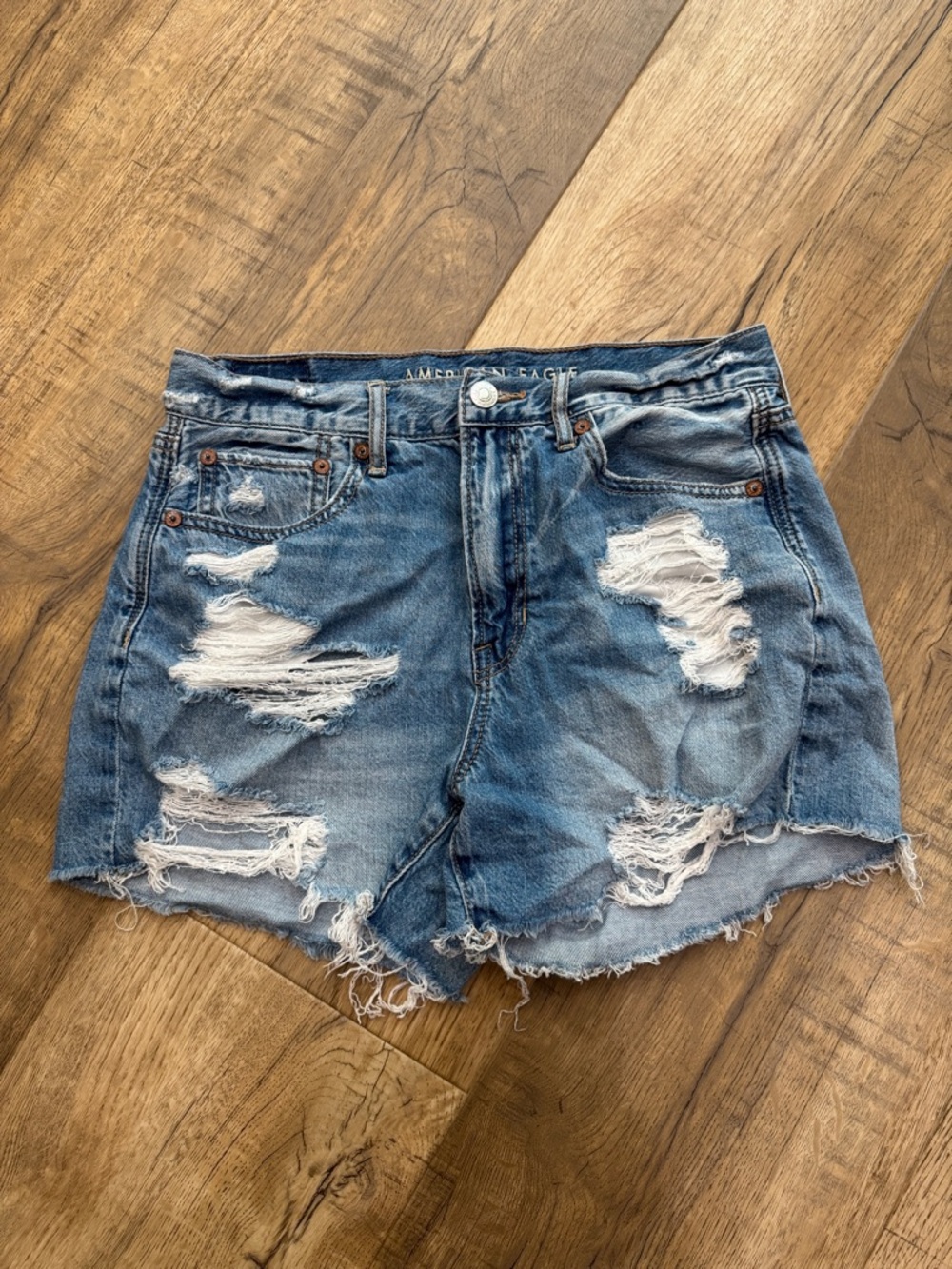 American Eagle Outfitters Light Blue 90s Boyfriend Distressed Denim Shorts